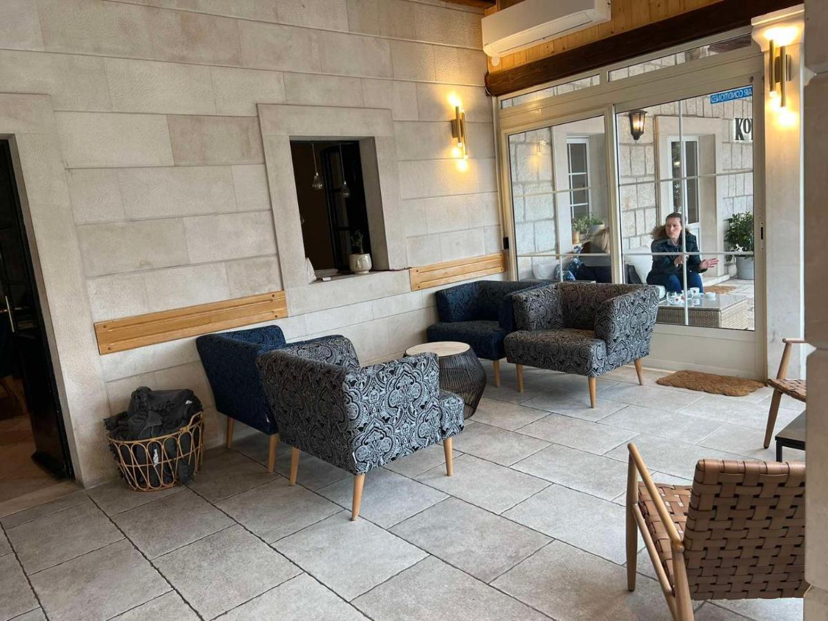 Guest House Kolarin 슬라노 외부 사진